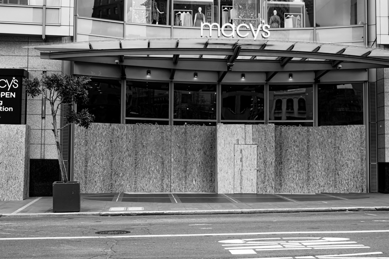 The Embarcadero at midday — ferry terminal closed, waterfront deserted