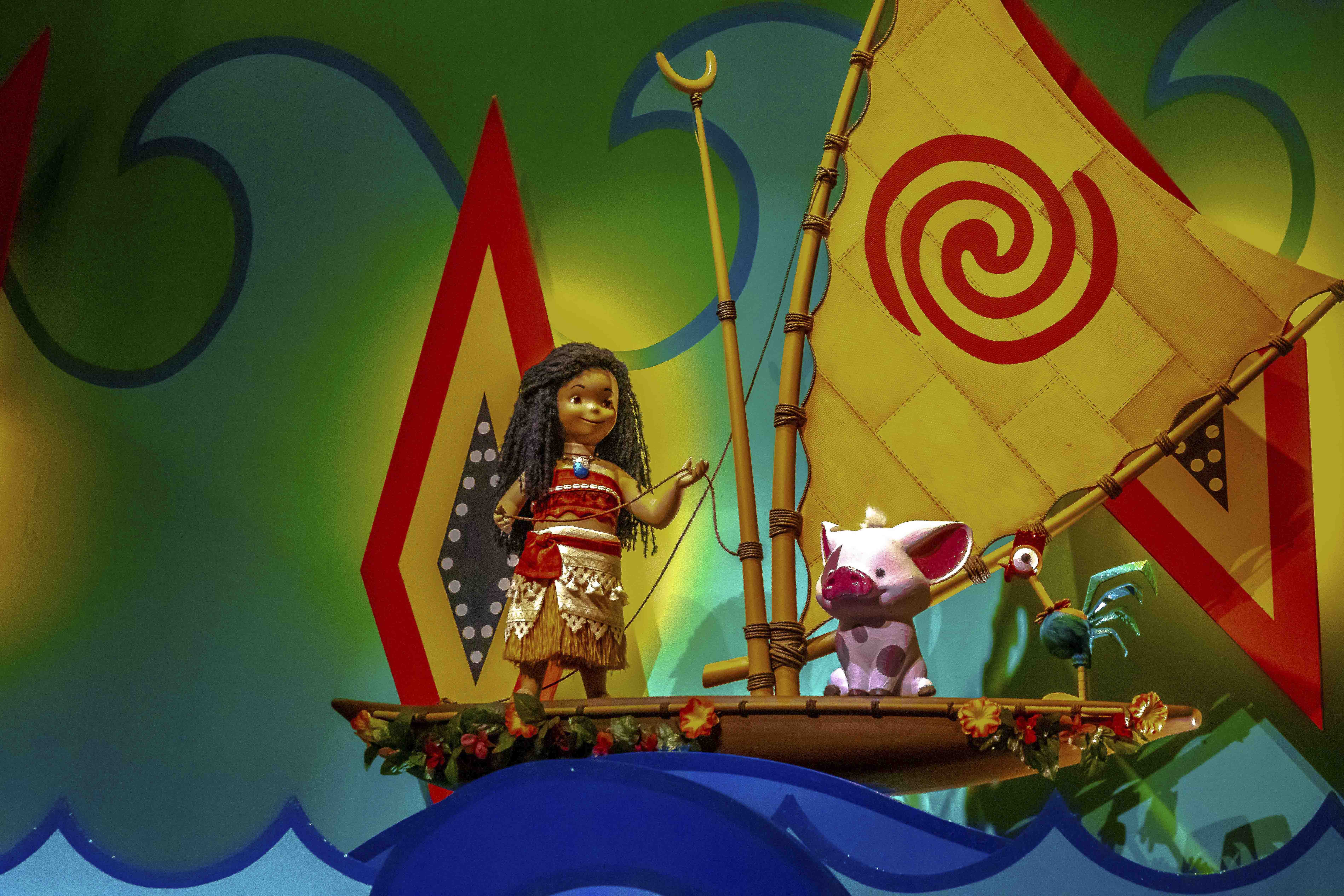It's a Small World — Moana and Pua sailing the Pacific on her voyager