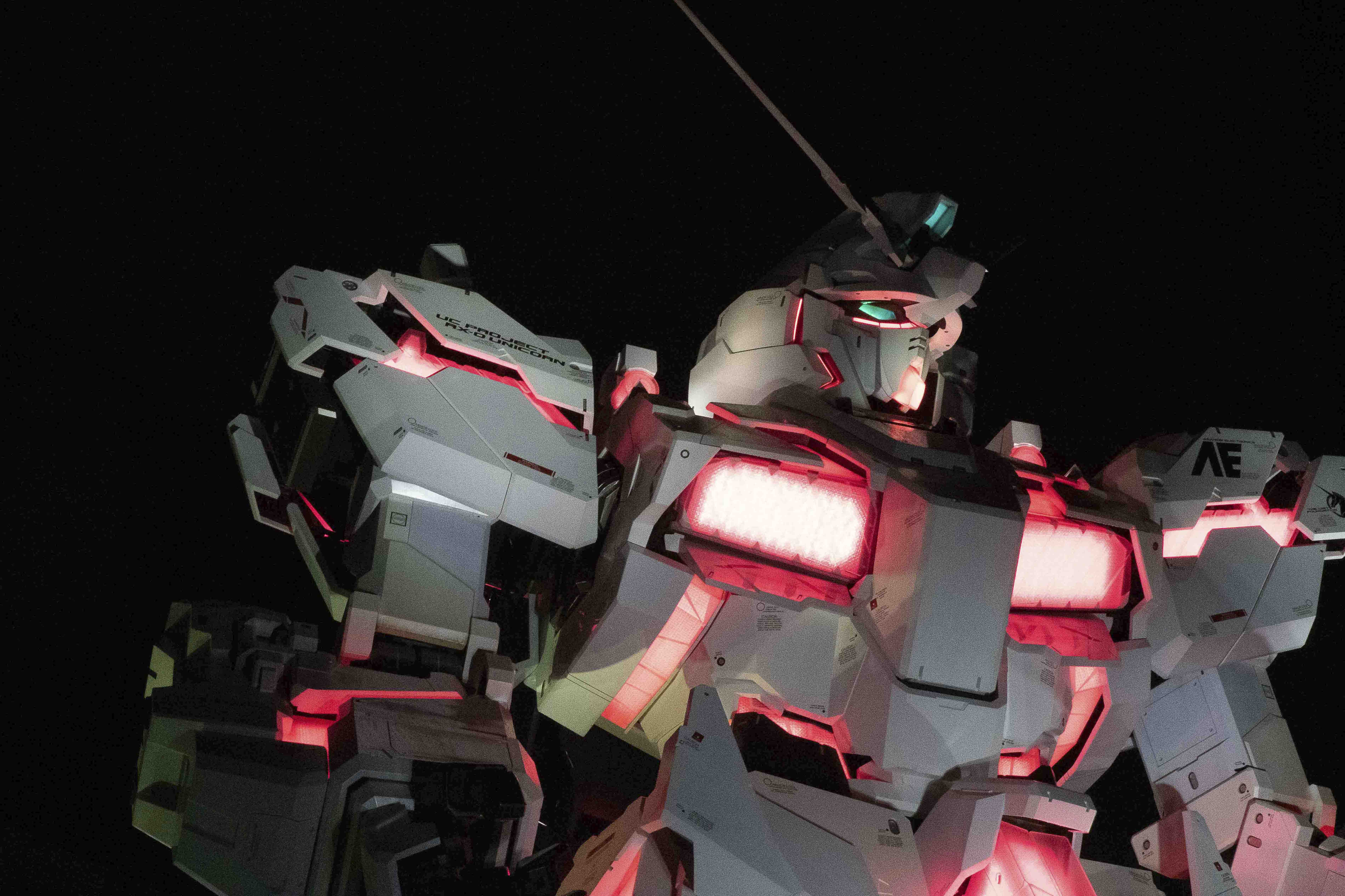 Unicorn Gundam close-up — the detail is extraordinary